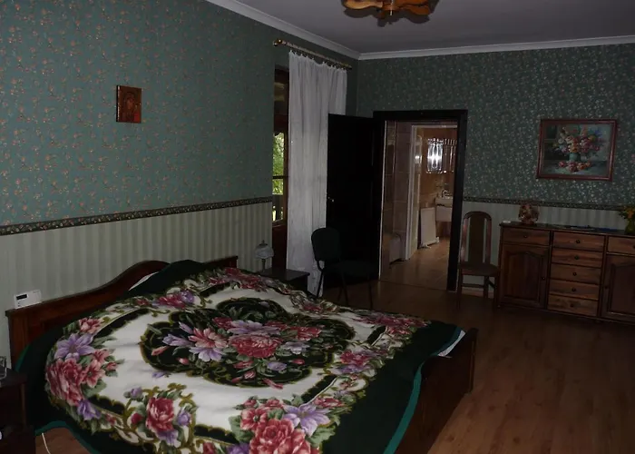 Han/Misafirhane Dwor Komorowo